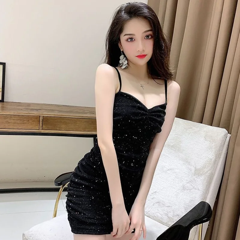 Women Sexy Sparkly Sequin Camisole Party Dress Lady Fashion Wine Red Sleeveless Slim Fit Dress Female Nightclub Backless Dress