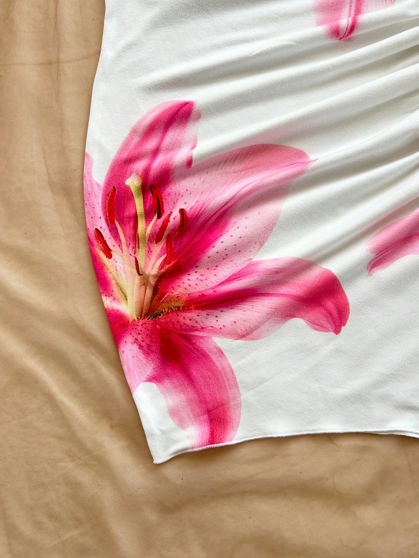 Women's Beach Vacation Graphic Floral Print Dress Asymmetric Hem Halter Neck Bow Bodycon Boho Short Dresses Streetwear 2025