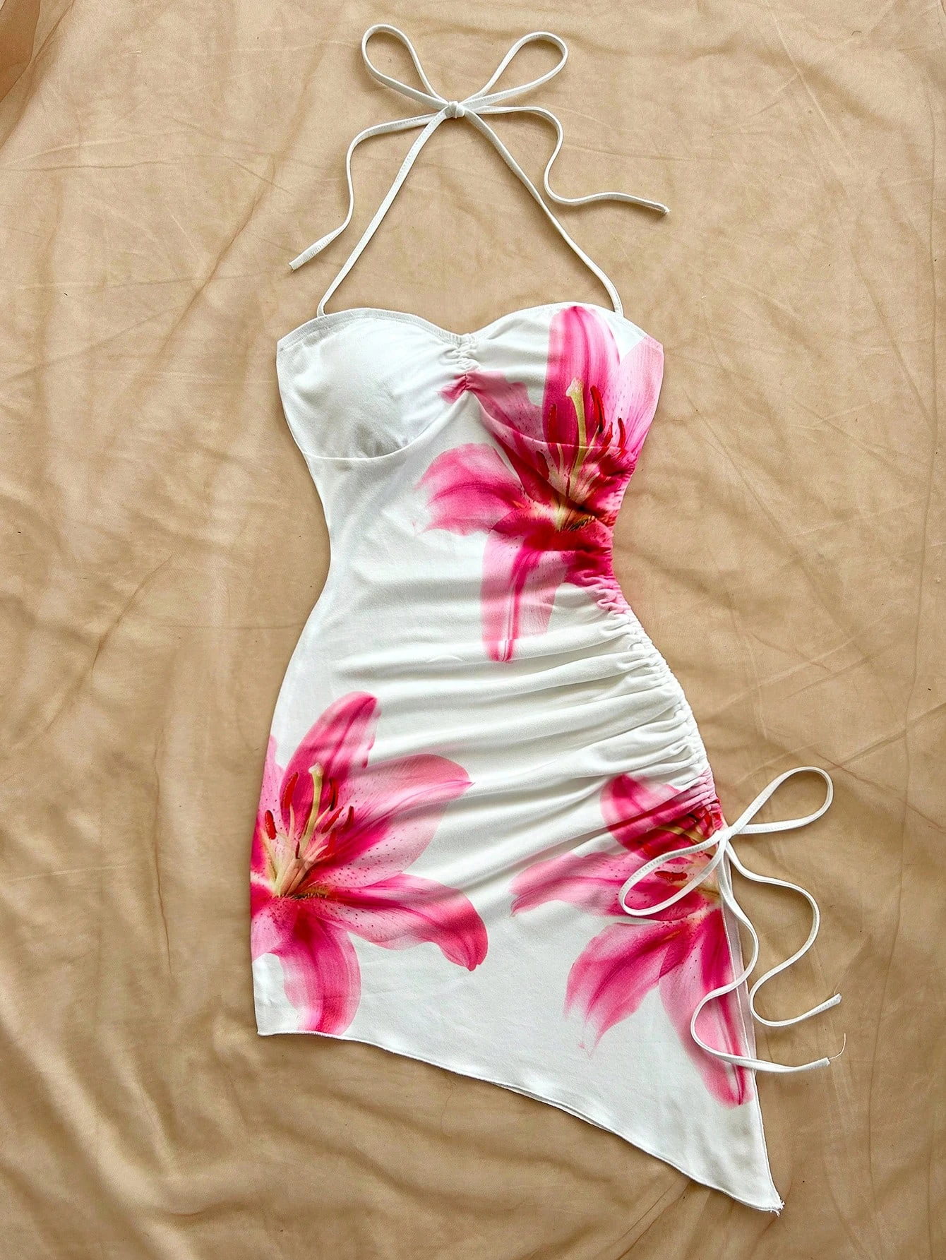 Women's Beach Vacation Graphic Floral Print Dress Asymmetric Hem Halter Neck Bow Bodycon Boho Short Dresses Streetwear 2025