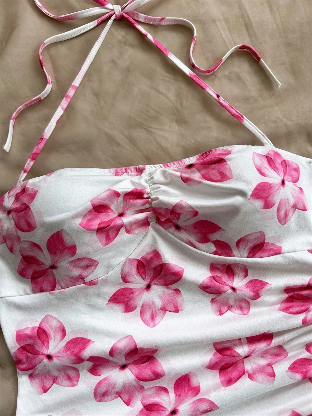 Women's Beach Vacation Graphic Floral Print Dress Asymmetric Hem Halter Neck Bow Bodycon Boho Short Dresses Streetwear 2025