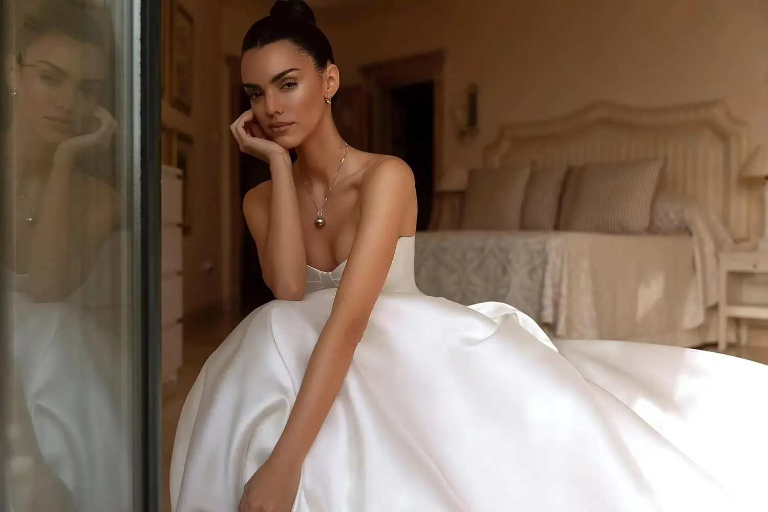 Satin Wedding Dresses for Bride Strapless Simple Boho Beach Bridal Gowns