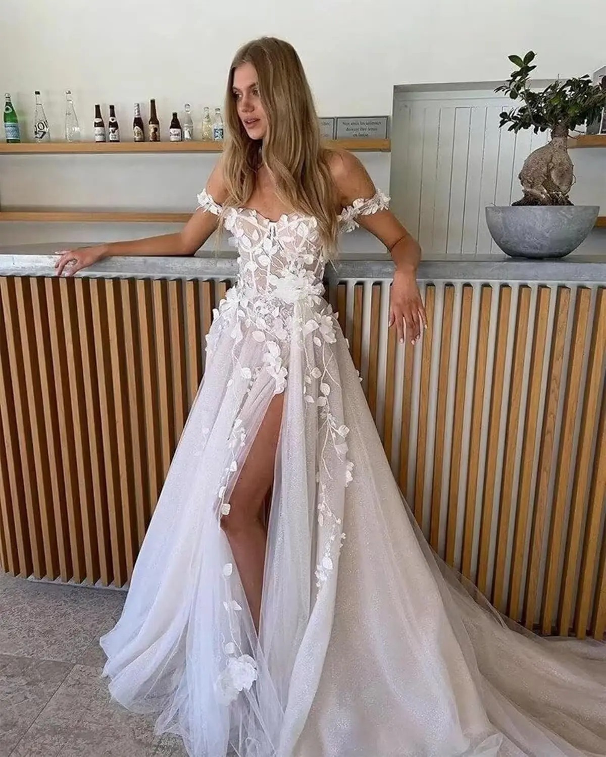 Off The Shoulder Lace Appliques Wedding Dresses for Bride Tulle Bridal Dresses with Slit A Line Bride Gowns with Train Off The Shoulder Lace Appliques Wedding Dresses for Bride Tulle Bridal Dresses with Slit A Line Bride Gowns with Train