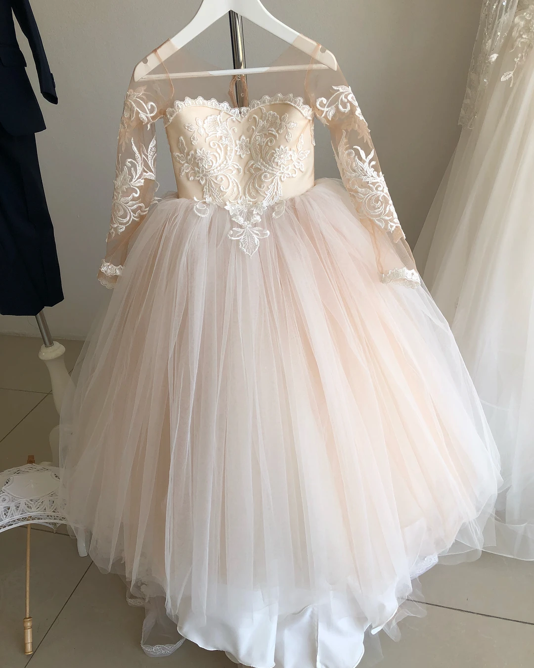MisShow Lace Flower Girl Dresses for Kid Child Wedding Party Princess Dress Floral Bodice Tulle Ball Gown First Communion Dress