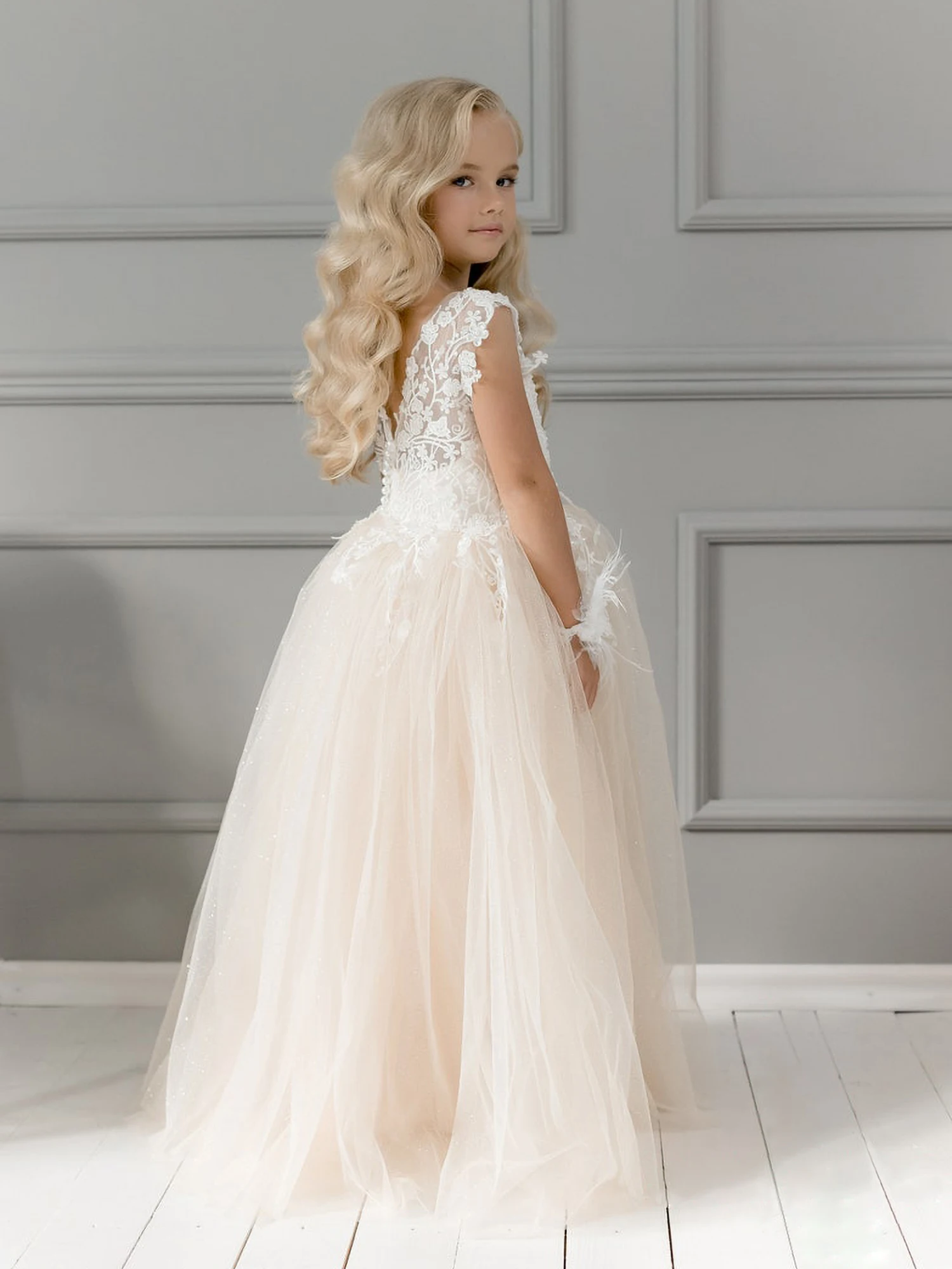 MisShow Lace Flower Girl Dresses for Kid Child Wedding Party Princess Dress Floral Bodice Tulle Ball Gown First Communion Dress
