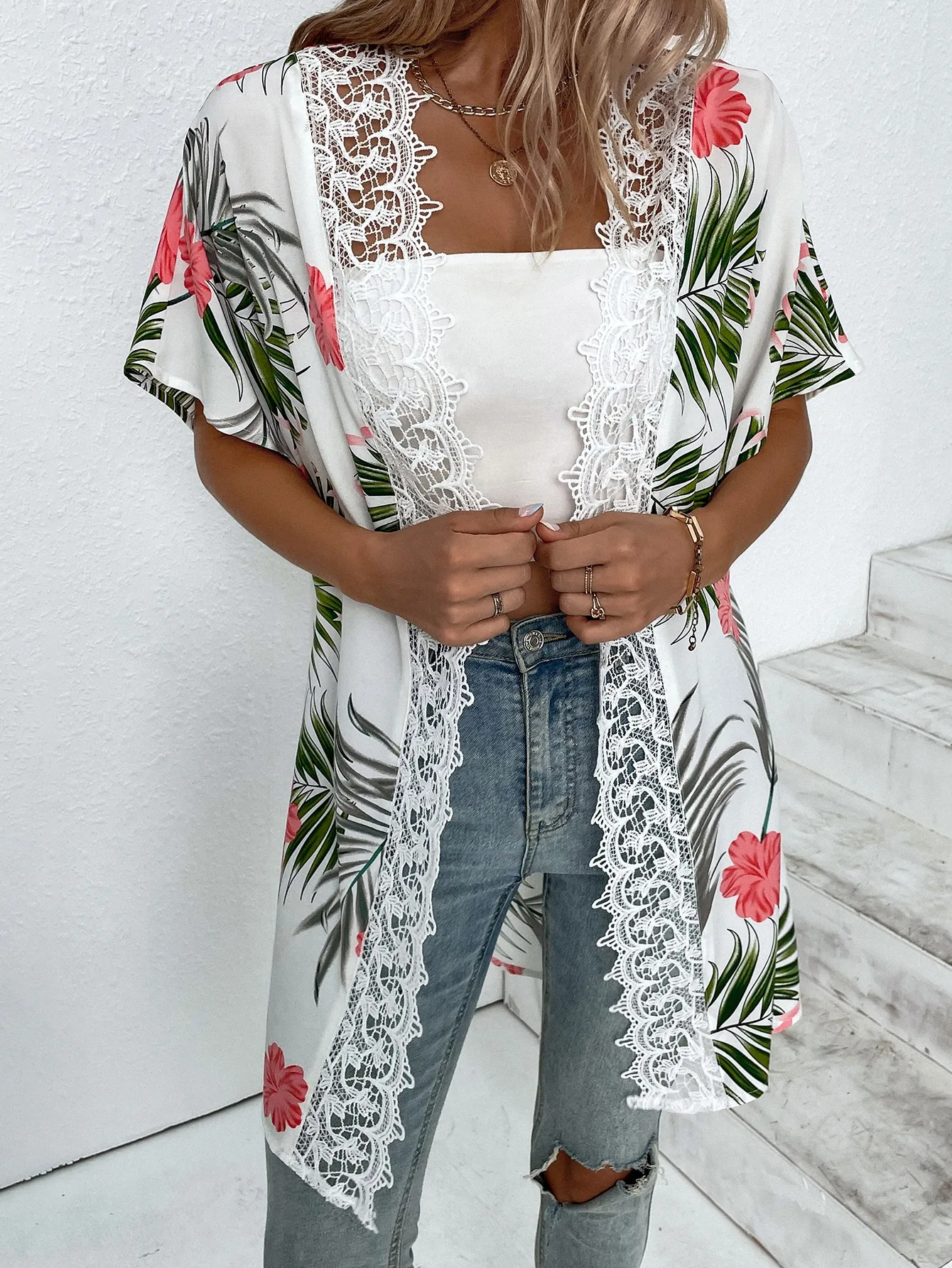 Summer Bohemian Lady Clothing Women's Beach Flower Print Lace Patchwork Fashionable Vacation Shirt Cardigan