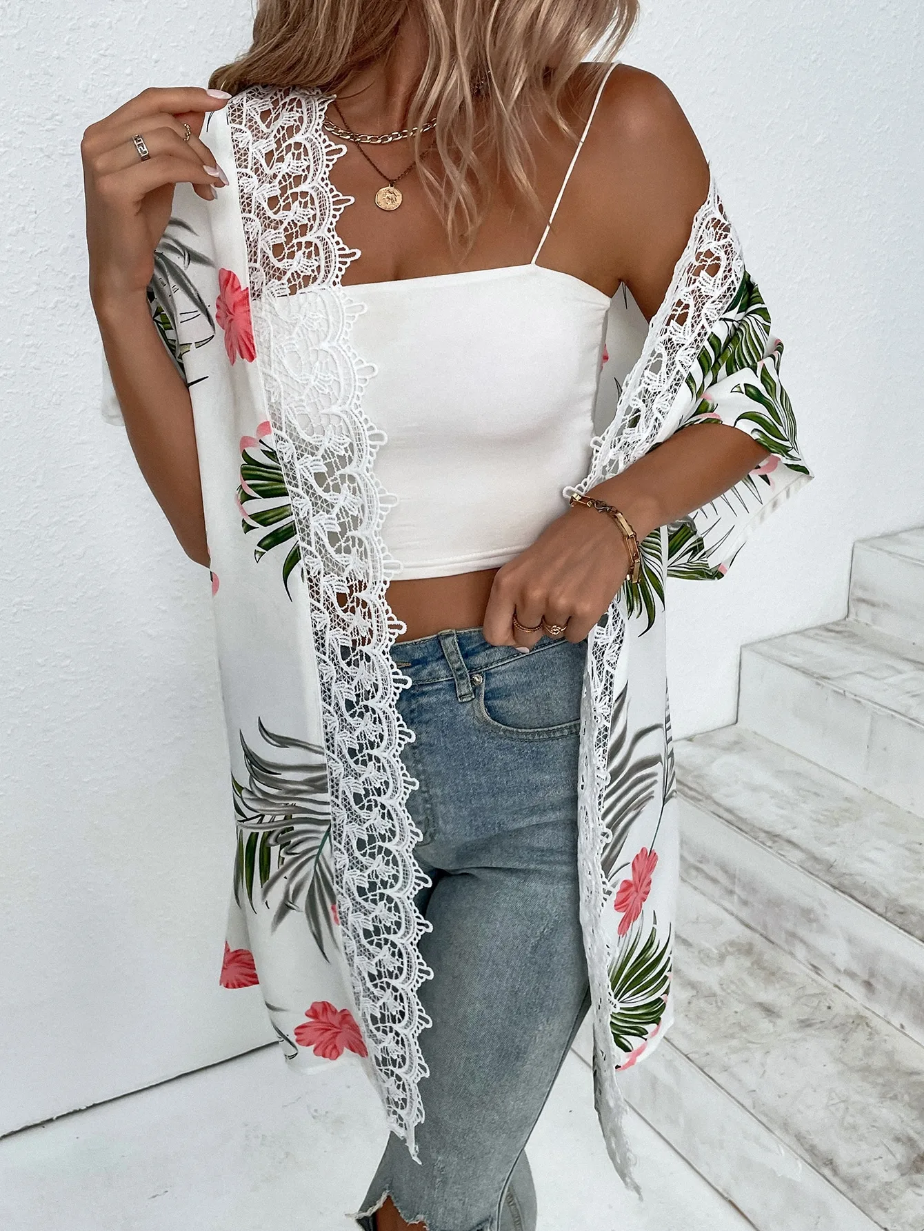 Summer Bohemian Lady Clothing Women's Beach Flower Print Lace Patchwork Fashionable Vacation Shirt Cardigan