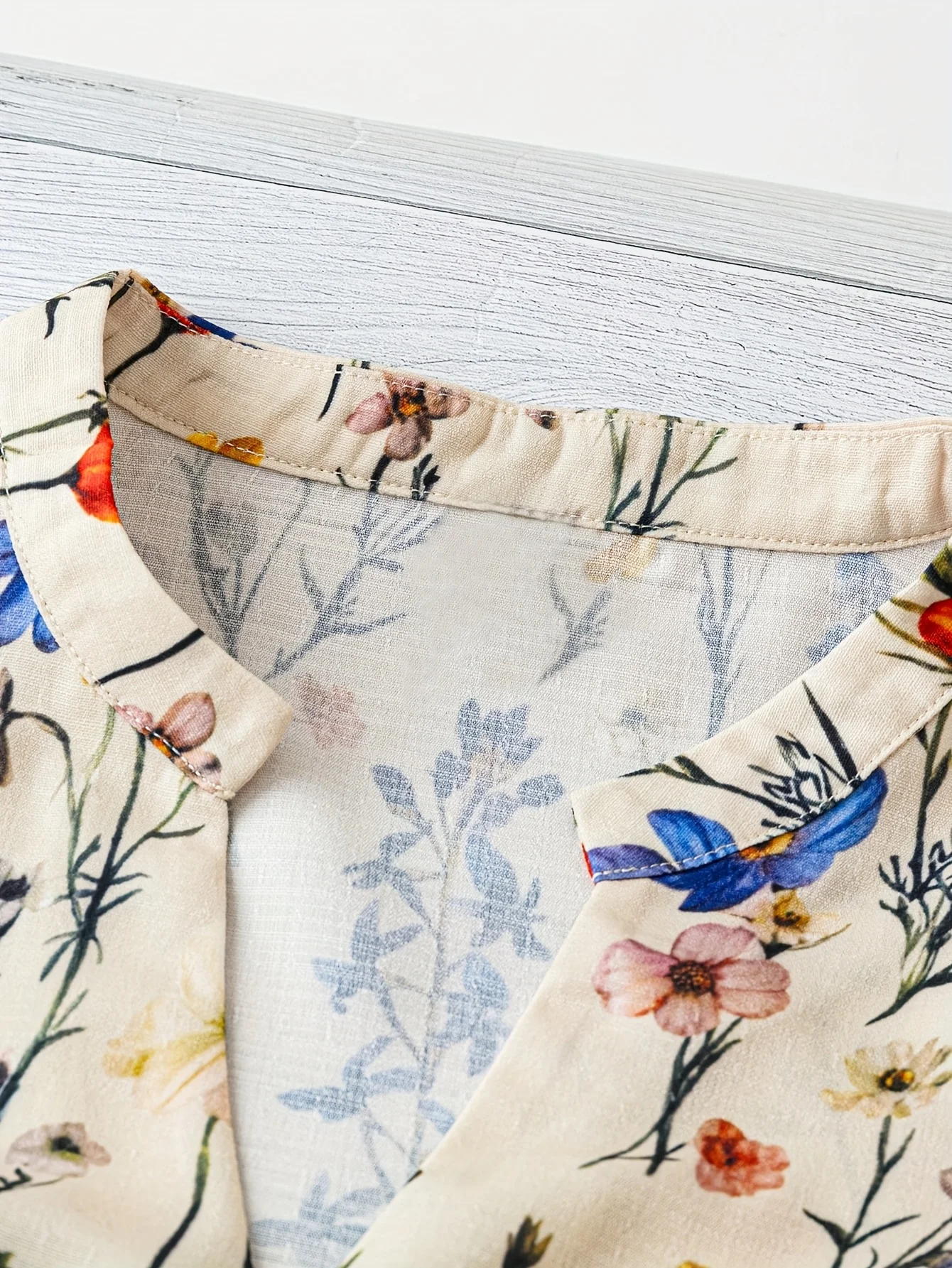 Ladies Floral Print Bubble Sleeve Casual Vacation 7/8 Length Shirt Elegant Feminine Summertime Top for Women